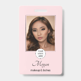 Blozende Roze Script Logo Foto Make-up en Wimpers Badge