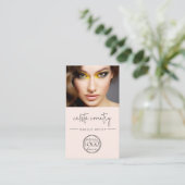 Blozende Roze Script Logo QR Code Foto Make-up Visitekaartje (Staand voorkant)