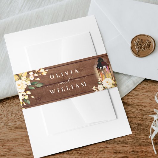 Blozende Rozen Lantaarn Rustieke Houten Bruiloft Uitnodigingen Wikkel