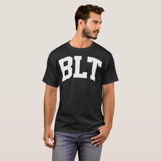 BLT Retro Sports College Gym Arch Funny ki T-shirt (Voorkant volledig)