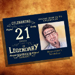 Blue 21st Birthday  Gold Folie Uitnodiging<br><div class="desc">Viel deze speciale mijlpaal met een echt luxe en unieke blauwe 21ste verjaardag goudolieviering. Ons exclusieve ontwerp is voorzien van een retro script met een gouden folie om deze uitnodiging te laten schijnen. Creëer een gepersonaliseerde blik door een favoriete foto en aangepaste tekst toe te voegen om het echt één...</div>
