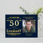 Blue 50th Birthday  Gold Folie Uitnodiging (Staand Voorkant)