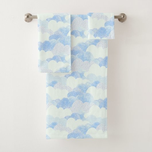 Blue Abstract Rain Cloud Sky Pattered Bad Handdoek (Insitu)