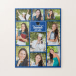 Blue Afstuderen Senior Photo Collage 2023 Afstuder Legpuzzel<br><div class="desc">Deze moderne blauwe, oudere afstuderen foto-collage puzzle biedt uw favoriete foto's van 9 studenten. Dit ontwerp van afstuderen kenmerkt klastige witte typografie van uw middelbare school of hogeschool naam voor de klasse van 2023. Pas dit cadeau aan met het graduerende jaar onder het zwarte afstudeerder pet. Het kenmerkt 2 horizontale...</div>