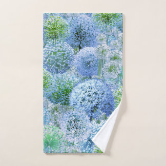 Blue Alliums Handdoek