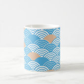 Blue and Beige Japanese Wave Pattern Koffiemok (Center)