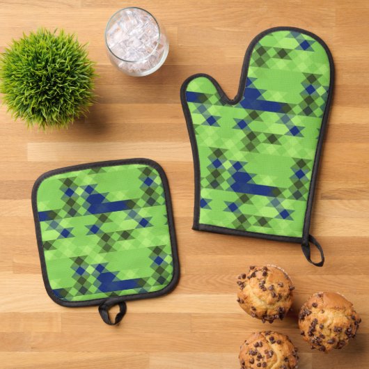 blue and green geometric pattern ovenwant & pannenlap set (Top down)