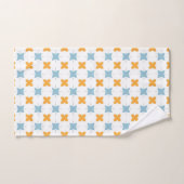Blue and orange floral tile pattern bad handdoek (Handdoek)