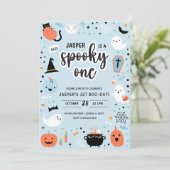 Blue and Orange Halloween 1st Birthday Invitation  Kaart (Staand voorkant)