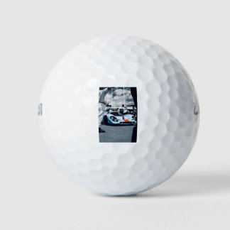 Blue and orange race car golfballen