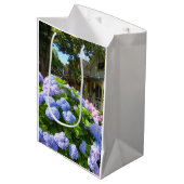 Blue and Pink Hydrangeas - Martha's Vineyard Mediu Medium Cadeauzakje (Voorkant Gekanteld)