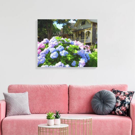 Blue and Pink Hydrangeas - Martha's wijngaard Canvas Afdruk (Insitu (Woonkamer))