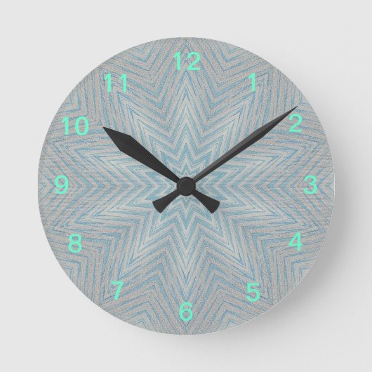 Blue and Silver Kaleidoscope Star Pattern Clock Ronde Klok (Voorkant)