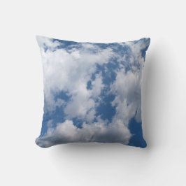 Blue and White Cloudy Sky Pillow Kussen