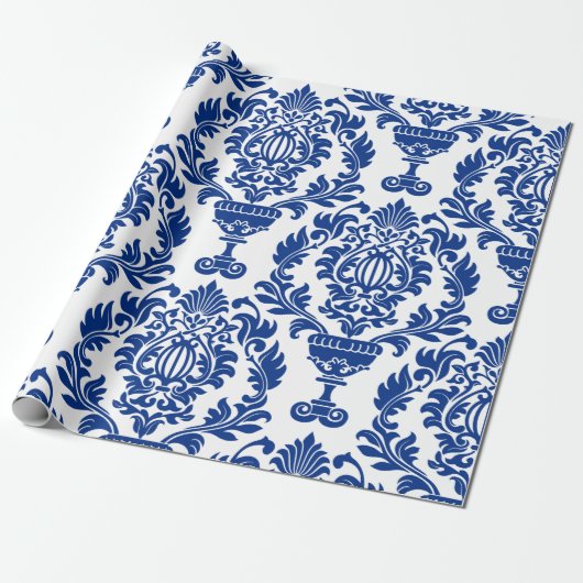 Blue and white damask patterned paper  cadeaupapier (Uitgerold)
