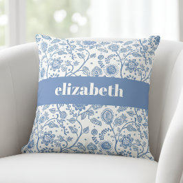 Blue and White Floral Botanical Custom Name Modern Kussen