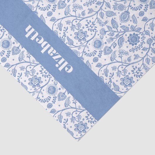 Blue and White Floral Botanical Custom Name Modern Tissuepapier (Detail)