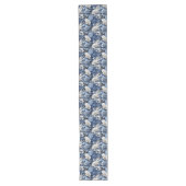 Blue and White Flowers Elegant Table Runner Lange Tafelloper (Voorkant)