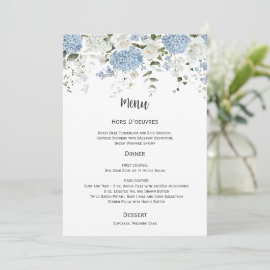 Blue and White Hydrangeas White Roses Wedding Menu Kaart (Staand voorkant)
