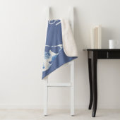 Blue and White Nantucket Sherpa Blanket Deken (In situ)