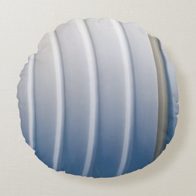 Blue and white plastic container rond kussen (Voorkant)