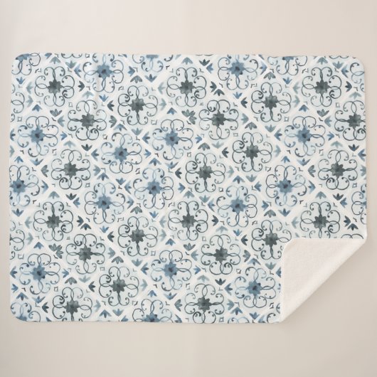 Blue and White Waterverf Moroccan Tegel Pattern Sherpa Deken (Voorkant (horizontaal))
