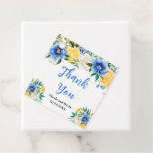 Blue and Yellow Floral Wedding Bedankjes Labels (In situ)