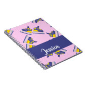 Blue and yellow ice skating shoes notitieboek (Rechterzijde)