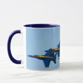 Blue Angels gestapelde mok (Links)