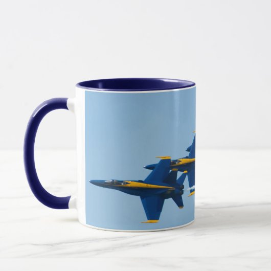Blue Angels gestapelde mok (Links)
