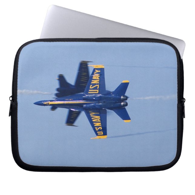 Blue Angels voert in 2006 een mesrandpas uit Laptop Sleeve (Voorkant)