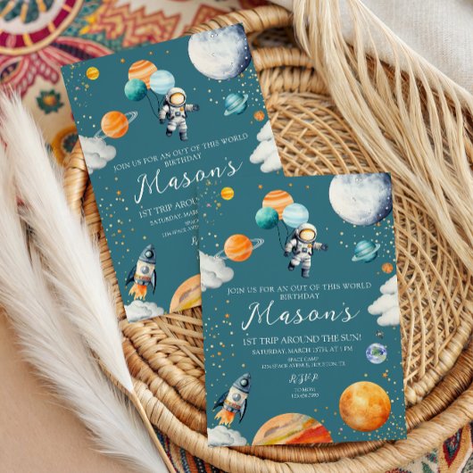 Blue Astronaut Balloon Planets 1st Trip Around Kaart