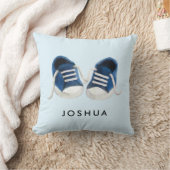 Blue Baby Sneakers Pillow, met naam, voor Nursery Kussen (Deken)