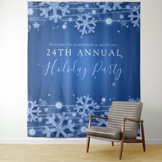 Blue Backdrop Corporate Elegant Winter Glam Wandkleed (In situ)