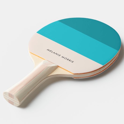 Blue Beach Vibe Colorblock | Modern Monogram Tafeltennisbatje (Voorkant Gekanteld)