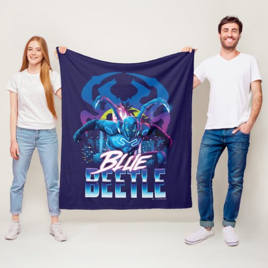 Blue Beetle Retrowave City zonsondergang Fleece Deken (In situ)