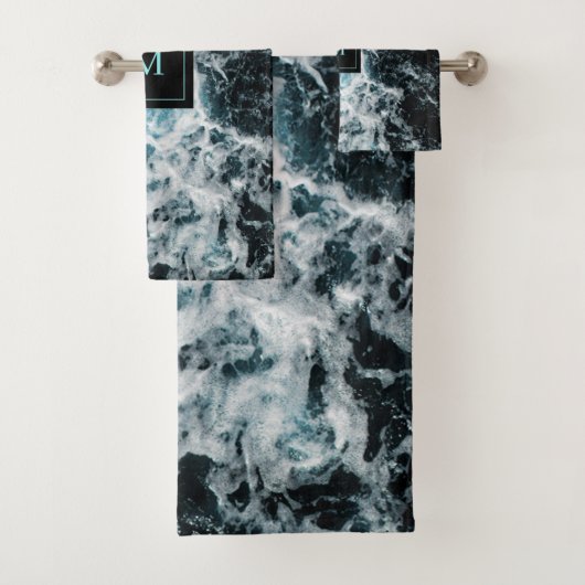 Blue Black Ocean Waves Hawaii Monogram Bad Handdoek (Insitu)