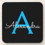 Blue Black Script Girly Monogram Name Bier Onderzetter<br><div class="desc">Zwart en blauw Eenvoudig Script Monogram Naam Papieren Onderzetters. Dit maakt het perfecte afstuderen,  verjaardagscadeau,  bruiloft,  vrijgezellenfeest,  jubileum,  baby shower of vrijgezellenfeest cadeau voor iemand die houdt van glamoureuze en chique stijlen.</div>