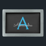 Blue Black Script Girly Monogram Name Gesp<br><div class="desc">Zwart en blauw Eenvoudig Script Monogram Naam Belt Buckle. Dit maakt het perfecte afstuderen,  zoet 16 16th,  18th,  21st,  30th,  40th,  50th,  60th,  70th,  80th,  90th,  100th Birthday,  bruiloft,  vrijgezellenfeest,  jubileum,  baby shower of vrijgezellenfeest cadeau voor iemand die houdt van glamoureuze luxe en chique stijlen.</div>