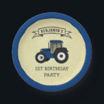 Blue Boerderij Tractor Kids Birthday Party Papieren Bordje<br><div class="desc">Dit ontwerp is voorzien van een schattig blauw boerderij tractor met moderne typografie op een  perkamentachtergrond.</div>