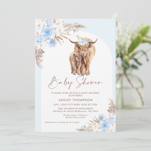 Blue Boho Floral Arch Highland Koe Baby shower Kaart (Staand voorkant)