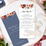 Blue Bourgogne, Blush Intricate Floral Wedding Men Menu<br><div class="desc">Verfijn uw gasten met deze voortreffelijke menukaart.. Afzonderlijk ontwerp met bovenaan een unieke wazige roze en onkruidachtige constructie en op de onderste jouw namen en datum. De handgeschreven de typografie van het Manuscript op rug en front met dank u bericht voor gasten. Terug in elegant stoffige blauwe schaduw.</div>