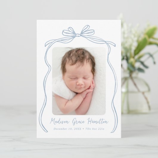 Blue Bow 2 Foto Geboorte Aankondiging (Staand voorkant)