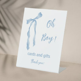 Blue bow boys baby showers plaid kaarten en gesche reclamebord met voetstuk
