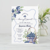 Blue Bow Coquette Blueberry Baby Shower Kaart (Staand voorkant)