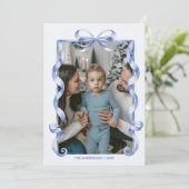 Blue Bow Ribbon Lijst Christmas Familiefoto Feestdagenkaart (Staand voorkant)