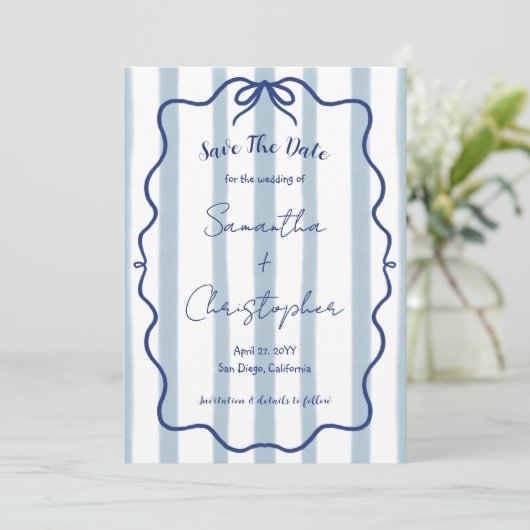 Blue Bow Wavy Lijst Whimsical Wedding Save The Date (Staand voorkant)