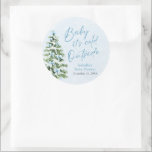 Blue Bows Boy Baby Het is koud buiten Baby shower Ronde Sticker<br><div class="desc">De Blue Bows Boy Baby It's Cold Outside Baby shower Classic Sticker voegt een lieve, winterse toets toe aan uw baby shower decor! Deze sticker is voorzien van een zacht blauwe strik en een gezellig ontwerp en is ideaal voor de themadouche "Baby It's Cold Outside" van een baby boy. Gebruik...</div>