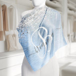 Blue Brushed Metal Silver Glitter Monogram Name Bandana<br><div class="desc">Pas dit trendy chic bandana-ontwerp met  zilveren mousserende glitter op een blauwe,  geborstelde metalen achtergrond eenvoudig aan.</div>
