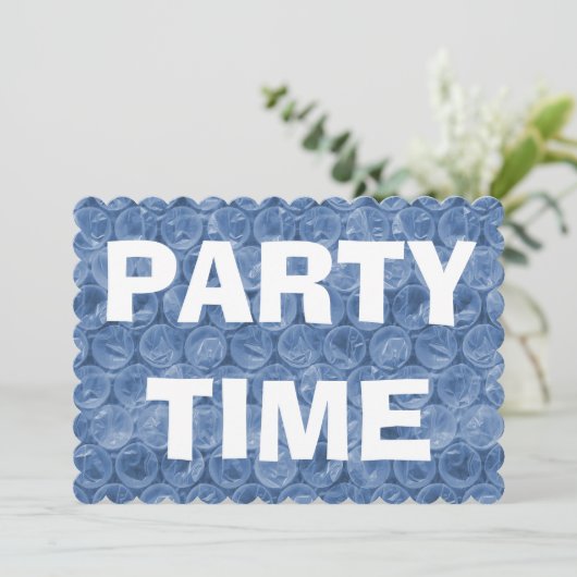 Blue Bubble Wrap verjaardagsfeestje uitnodiging (Staand voorkant)